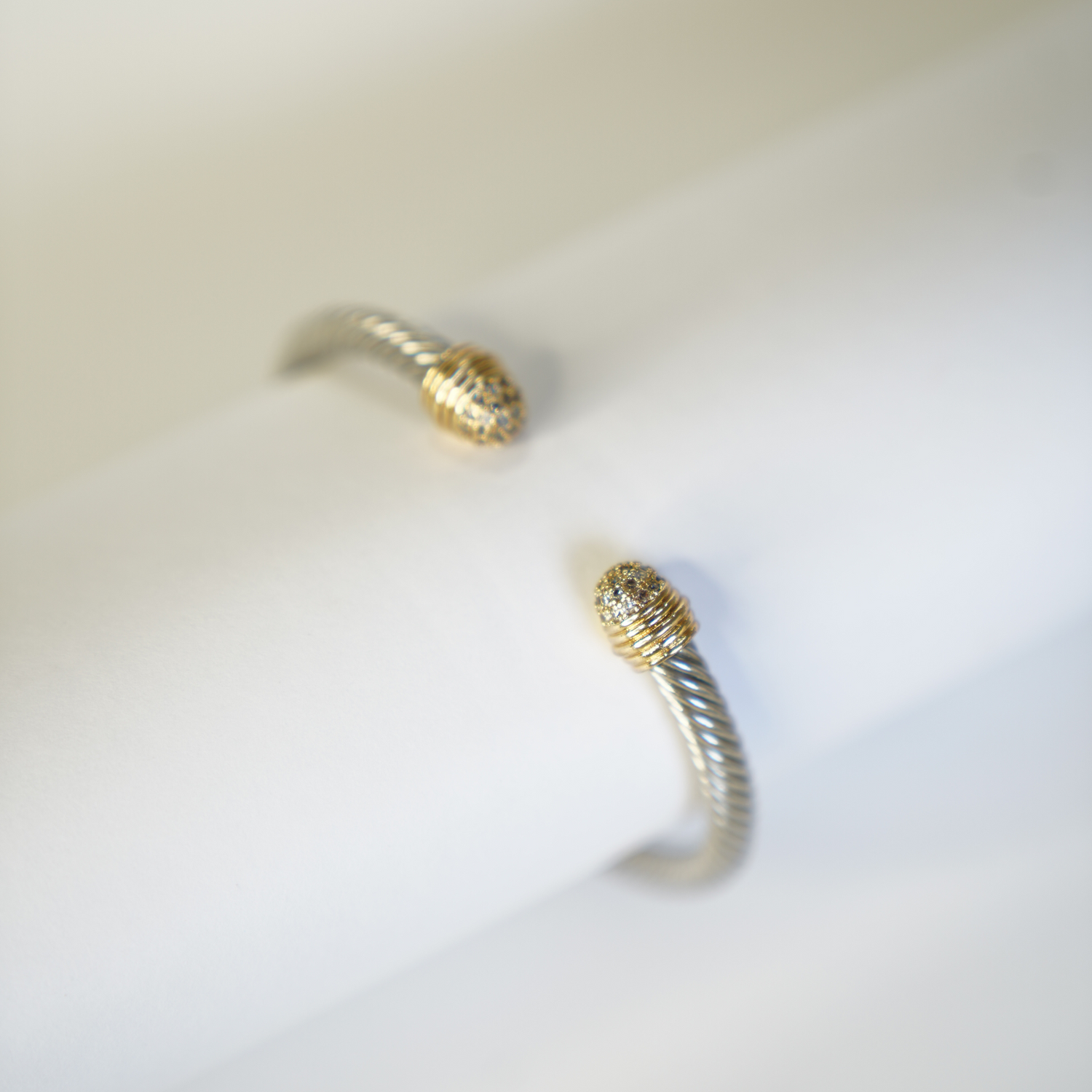 Brazalete Abierto Con Zirconias