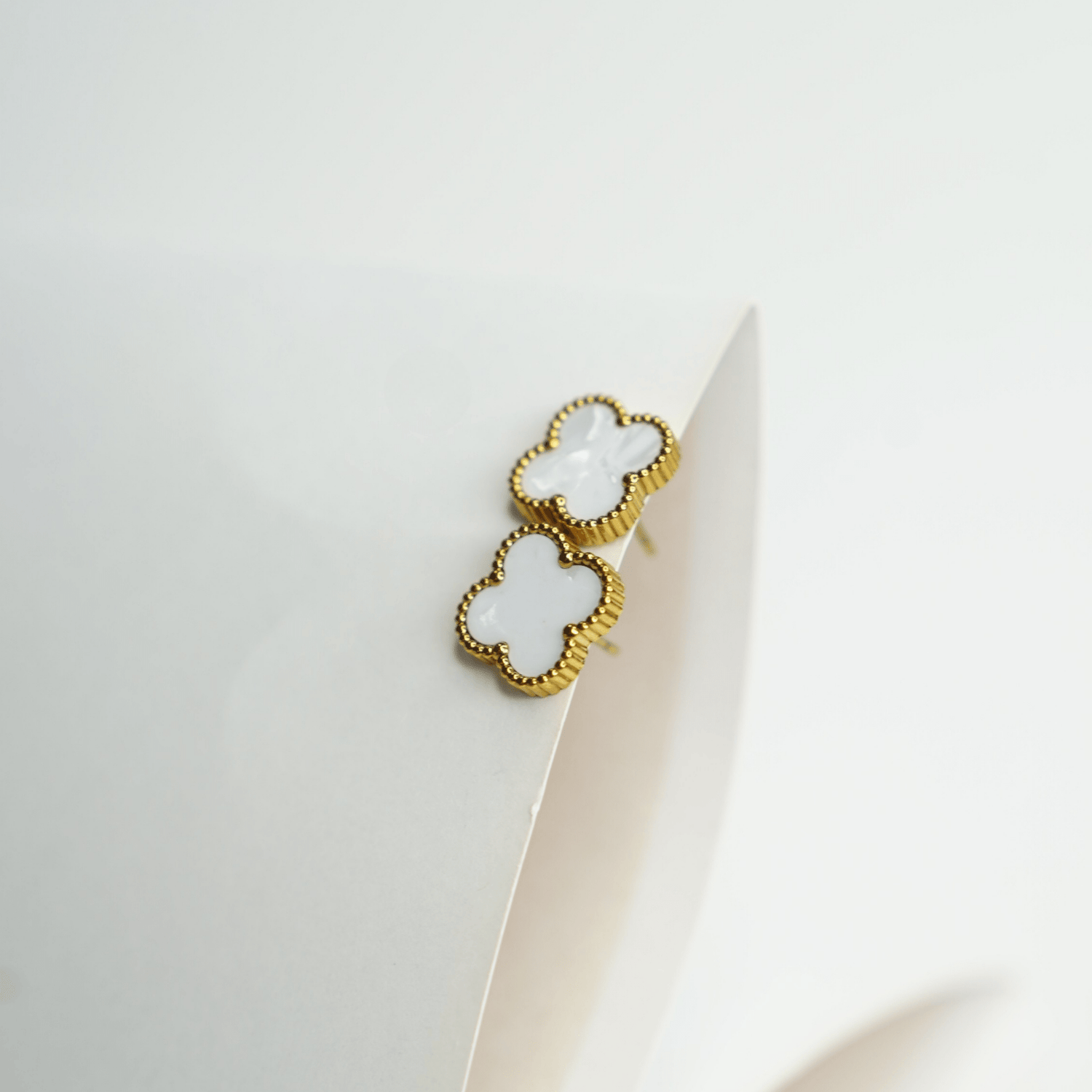 Aretes Trébol - AretesBlanco VERYSA