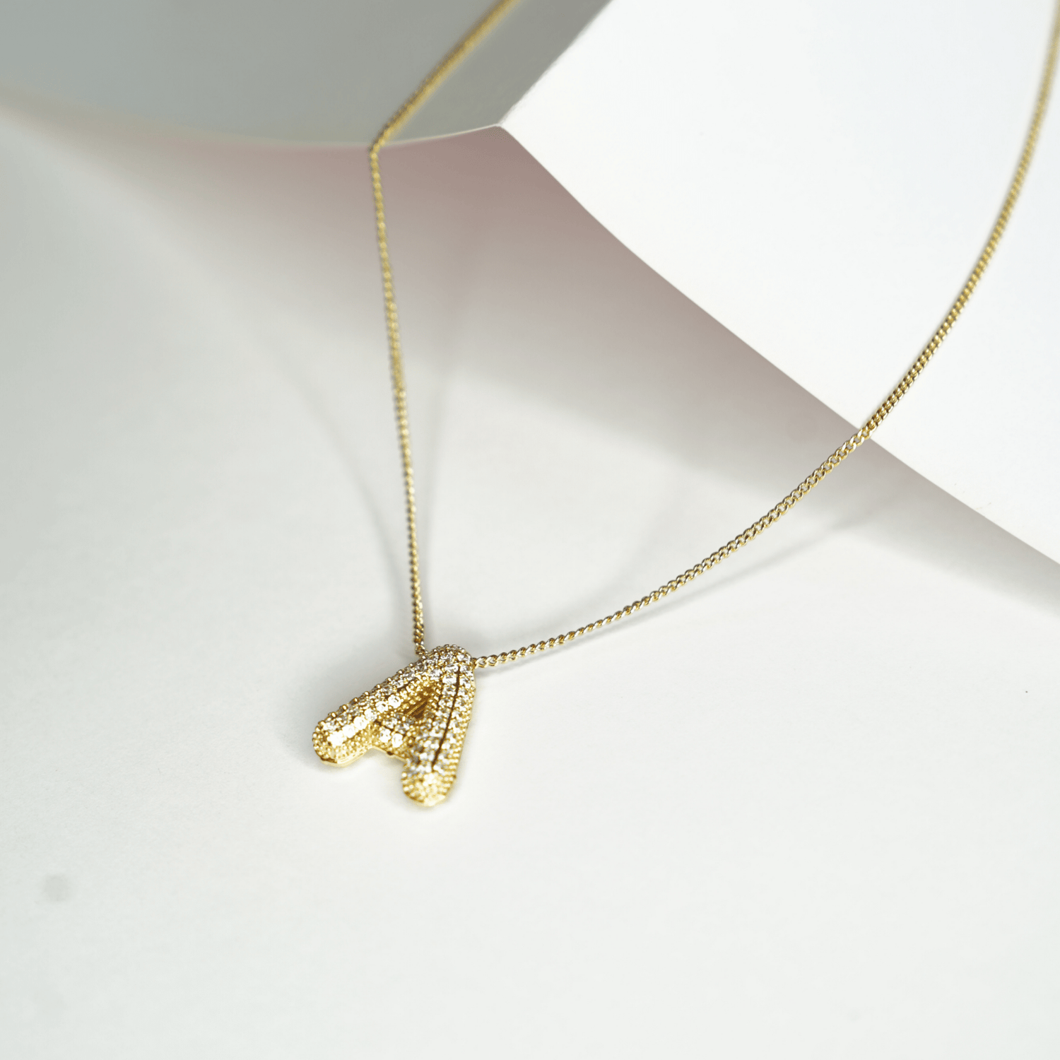 Collar Inicial Balloon con Circonias - CollaresDorado VERYSA