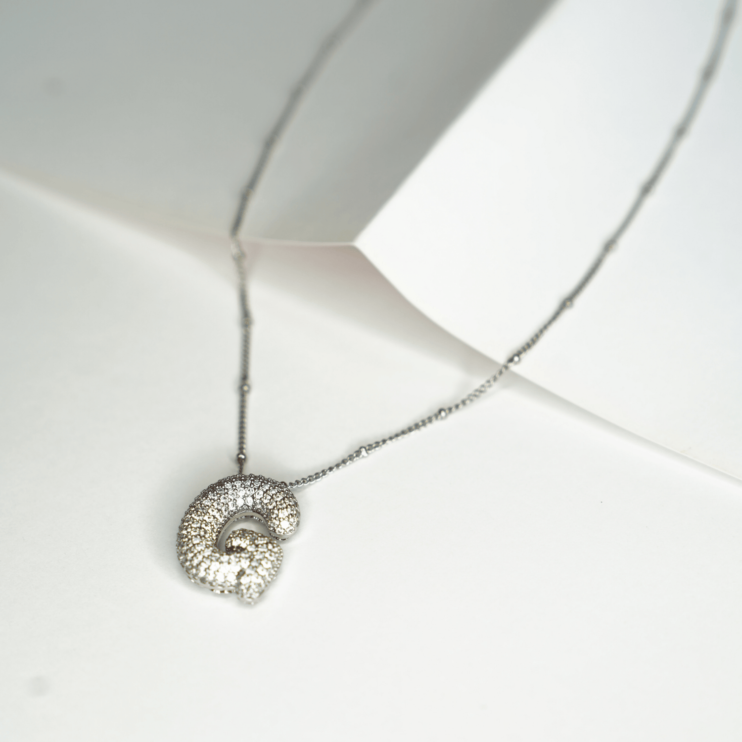 Collar Inicial Balloon con Circonias - CollaresPlateado VERYSA