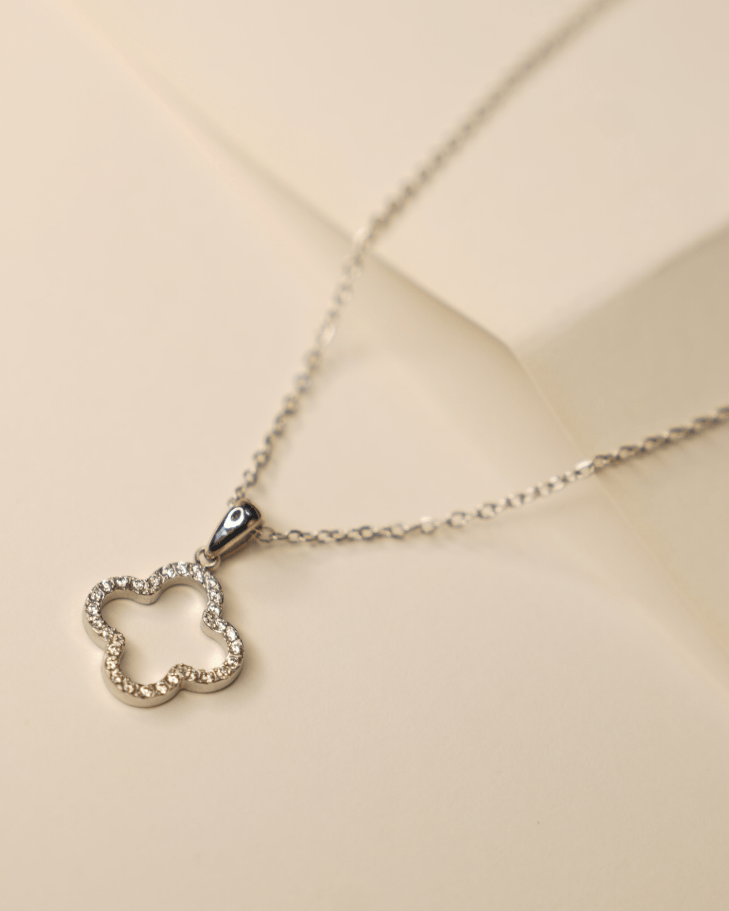 Collar Trebol de Luz - CollaresPlateado VERYSA