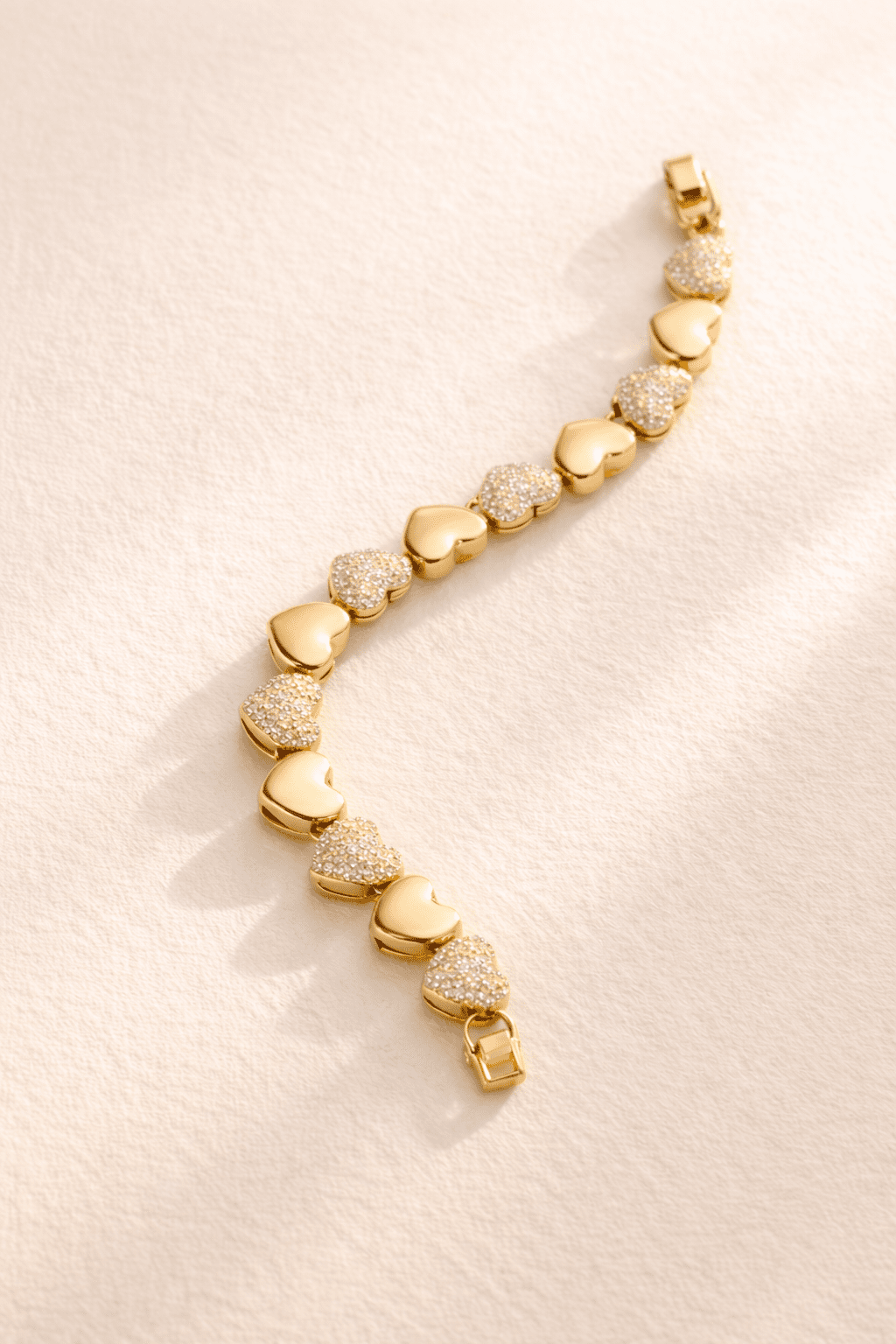 Pulsera Corazones – Oro Laminado 18k - Brazaletes VERYSA